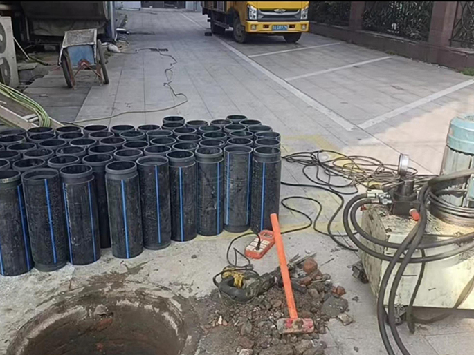 西安PE置换管厂家 DN315置换管 非开挖管短管置换